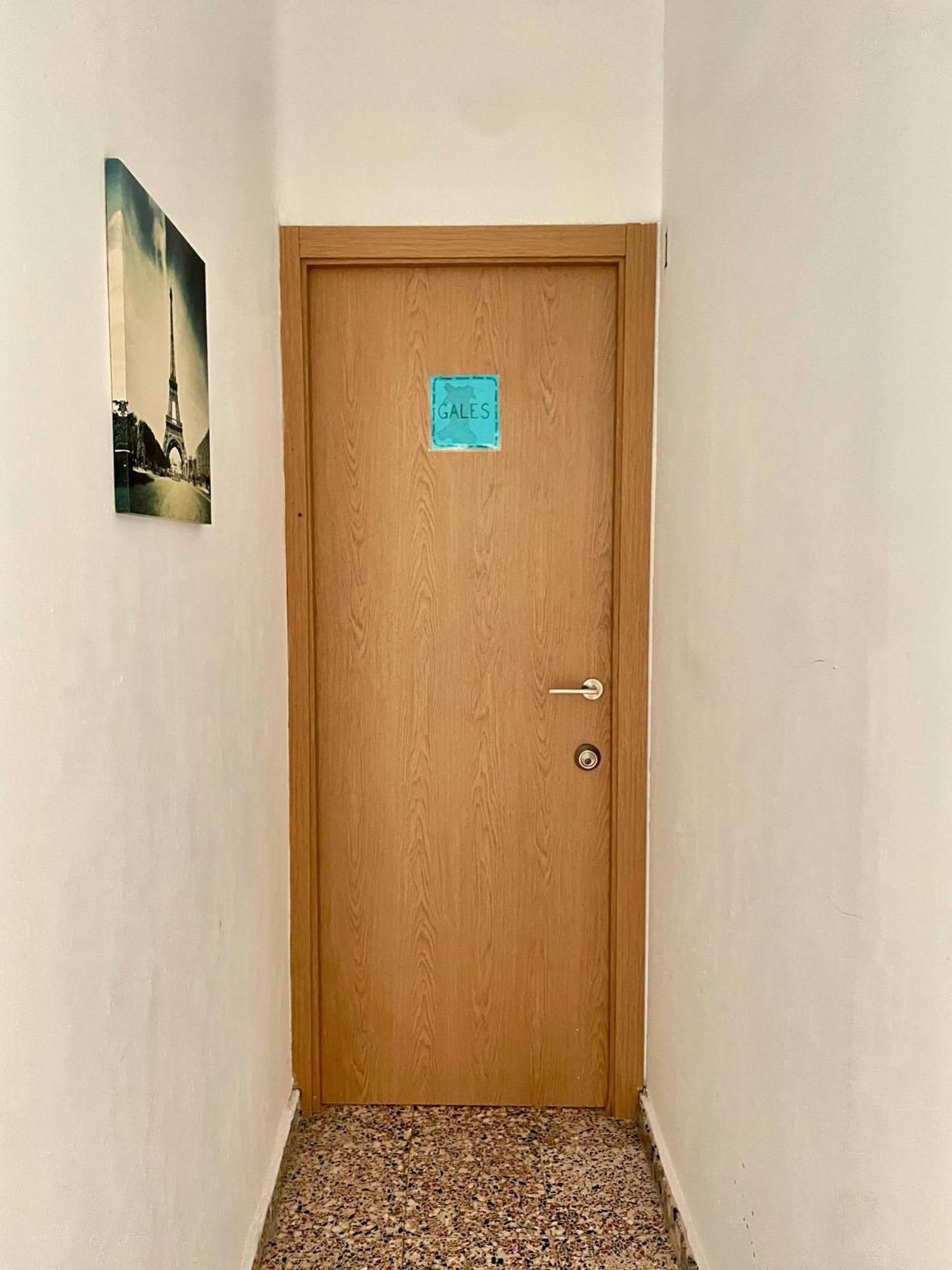 Rosa De Los Vientos: Estudios Cadiz Luaran gambar